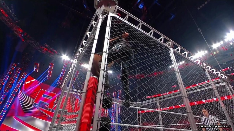 WWE_Monday_Night_RAW_2023_02_06_720p_HDTV_x264-Star_mp4_007320166.jpg