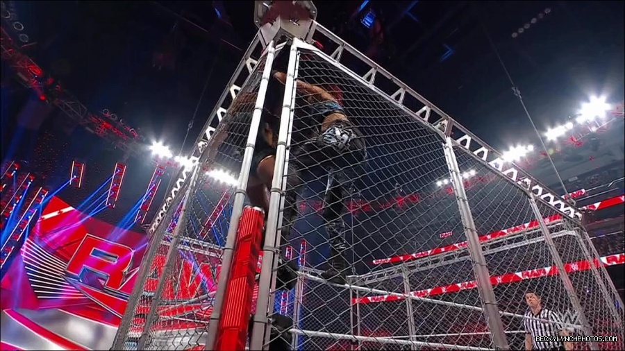 WWE_Monday_Night_RAW_2023_02_06_720p_HDTV_x264-Star_mp4_007321766.jpg