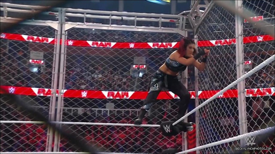 WWE_Monday_Night_RAW_2023_02_06_720p_HDTV_x264-Star_mp4_007326566.jpg
