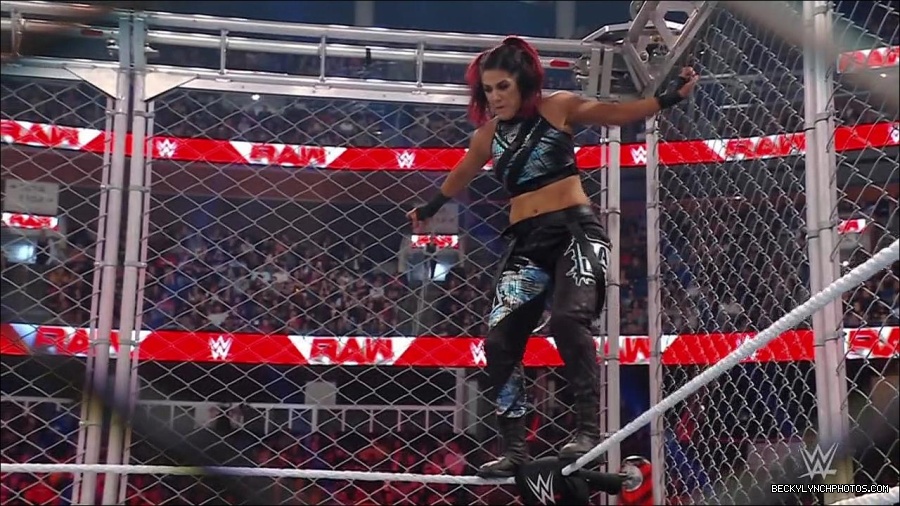 WWE_Monday_Night_RAW_2023_02_06_720p_HDTV_x264-Star_mp4_007328166.jpg