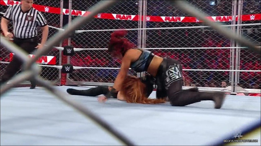 WWE_Monday_Night_RAW_2023_02_06_720p_HDTV_x264-Star_mp4_007331366.jpg