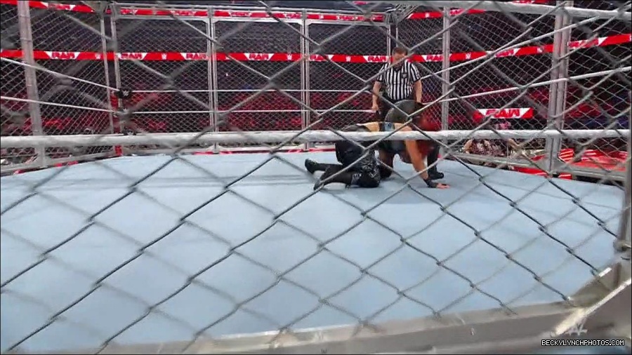 WWE_Monday_Night_RAW_2023_02_06_720p_HDTV_x264-Star_mp4_007344966.jpg