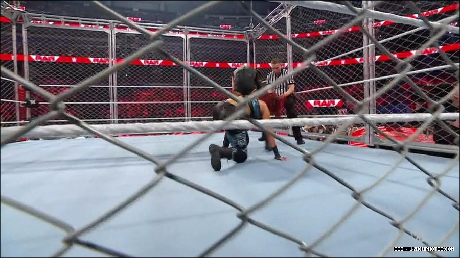 WWE_Monday_Night_RAW_2023_02_06_720p_HDTV_x264-Star_mp4_007345766.jpg
