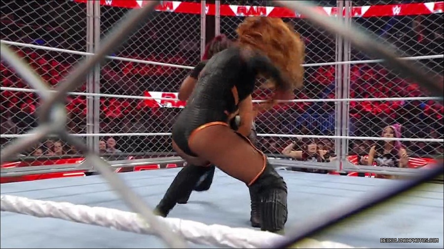 WWE_Monday_Night_RAW_2023_02_06_720p_HDTV_x264-Star_mp4_007370566.jpg