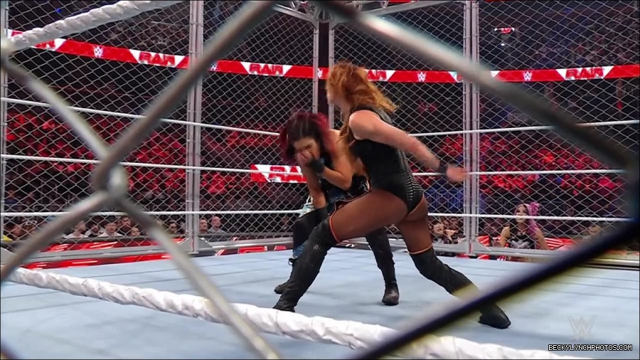 WWE_Monday_Night_RAW_2023_02_06_720p_HDTV_x264-Star_mp4_007372166.jpg