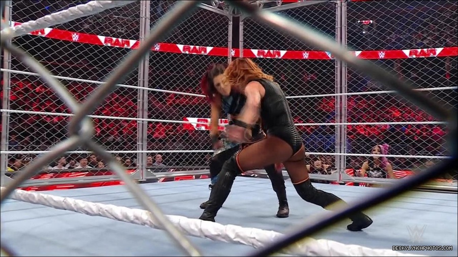 WWE_Monday_Night_RAW_2023_02_06_720p_HDTV_x264-Star_mp4_007372566.jpg