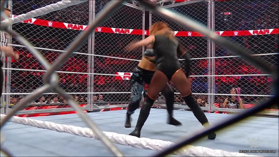 WWE_Monday_Night_RAW_2023_02_06_720p_HDTV_x264-Star_mp4_007373366.jpg