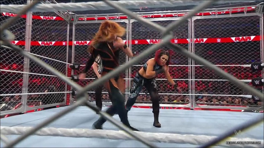 WWE_Monday_Night_RAW_2023_02_06_720p_HDTV_x264-Star_mp4_007374166.jpg