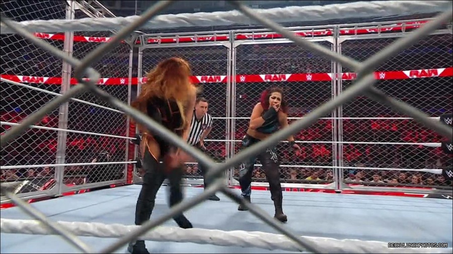 WWE_Monday_Night_RAW_2023_02_06_720p_HDTV_x264-Star_mp4_007374566.jpg