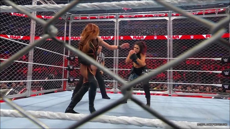 WWE_Monday_Night_RAW_2023_02_06_720p_HDTV_x264-Star_mp4_007375366.jpg