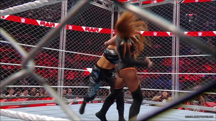 WWE_Monday_Night_RAW_2023_02_06_720p_HDTV_x264-Star_mp4_007378166.jpg