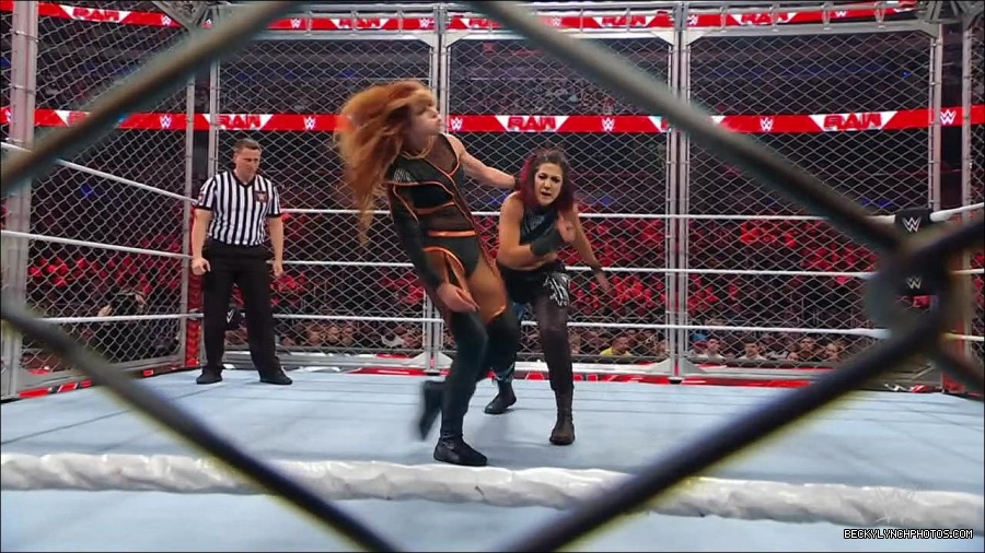 WWE_Monday_Night_RAW_2023_02_06_720p_HDTV_x264-Star_mp4_007378566.jpg