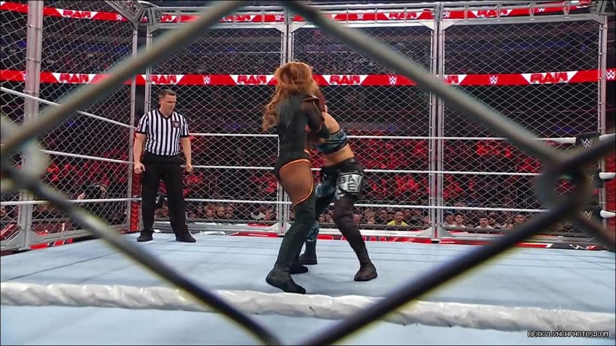 WWE_Monday_Night_RAW_2023_02_06_720p_HDTV_x264-Star_mp4_007379766.jpg