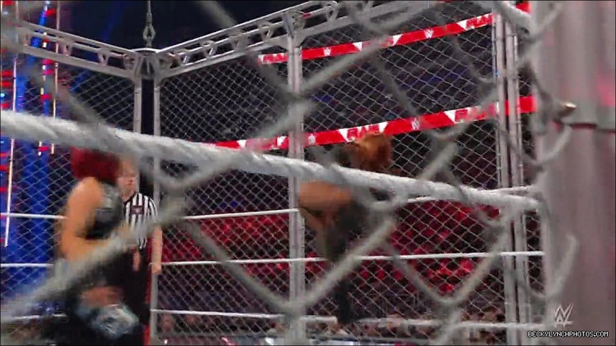 WWE_Monday_Night_RAW_2023_02_06_720p_HDTV_x264-Star_mp4_007388966.jpg