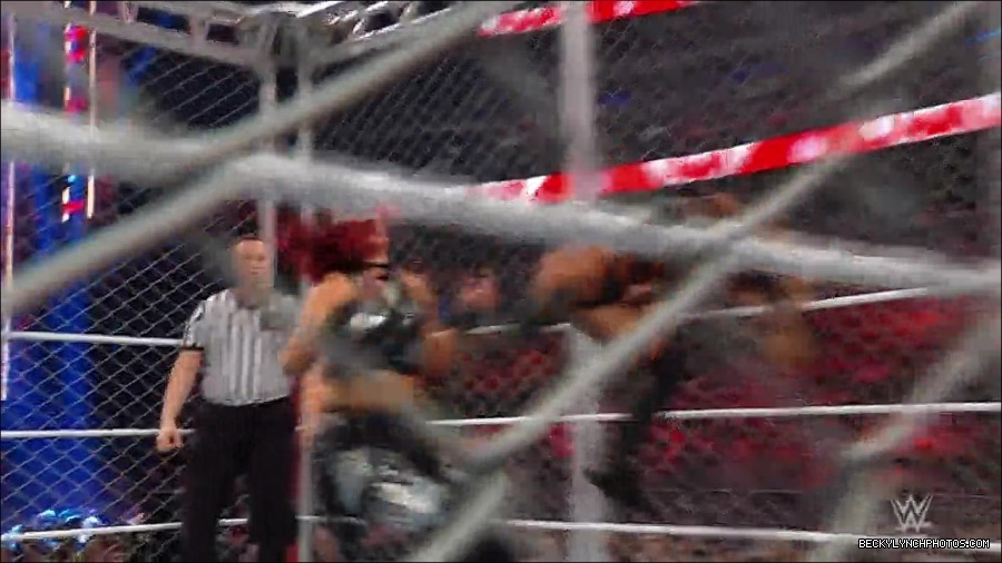 WWE_Monday_Night_RAW_2023_02_06_720p_HDTV_x264-Star_mp4_007389366.jpg