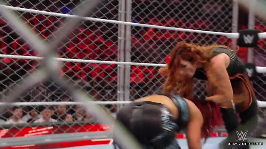 WWE_Monday_Night_RAW_2023_02_06_720p_HDTV_x264-Star_mp4_007393366.jpg