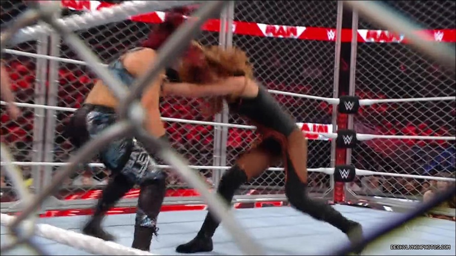 WWE_Monday_Night_RAW_2023_02_06_720p_HDTV_x264-Star_mp4_007394566.jpg