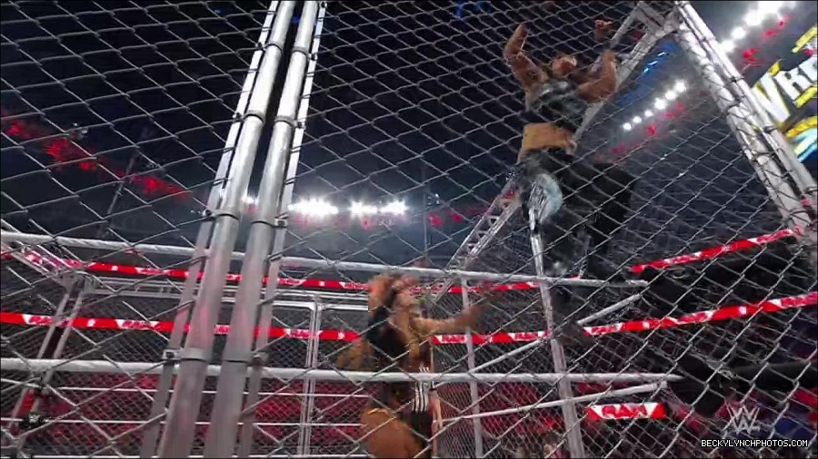 WWE_Monday_Night_RAW_2023_02_06_720p_HDTV_x264-Star_mp4_007398966.jpg