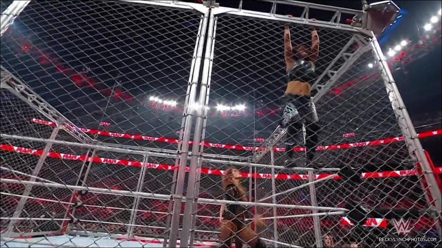WWE_Monday_Night_RAW_2023_02_06_720p_HDTV_x264-Star_mp4_007402566.jpg
