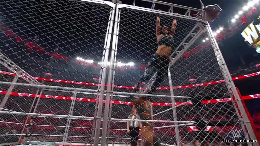 WWE_Monday_Night_RAW_2023_02_06_720p_HDTV_x264-Star_mp4_007404166.jpg