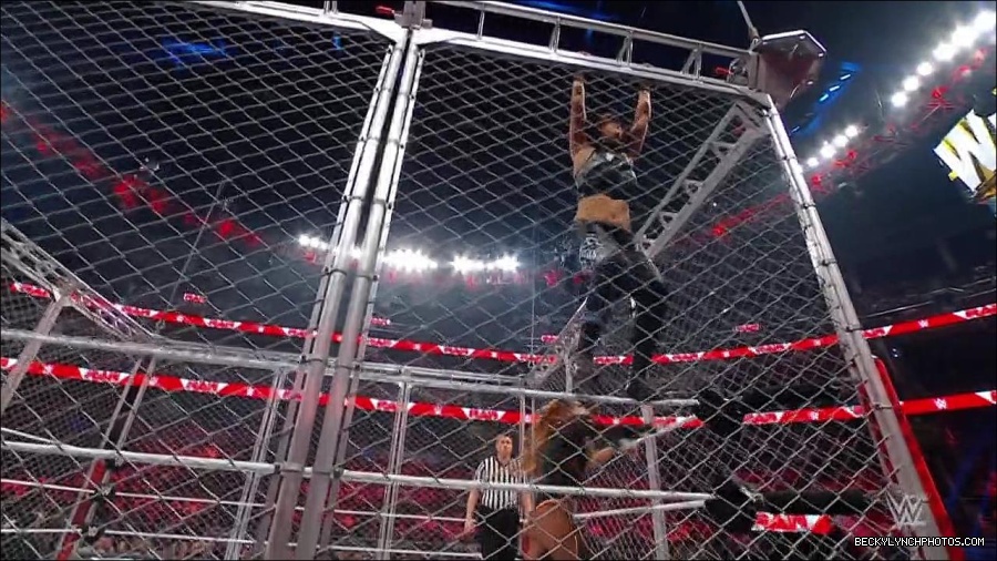 WWE_Monday_Night_RAW_2023_02_06_720p_HDTV_x264-Star_mp4_007405366.jpg