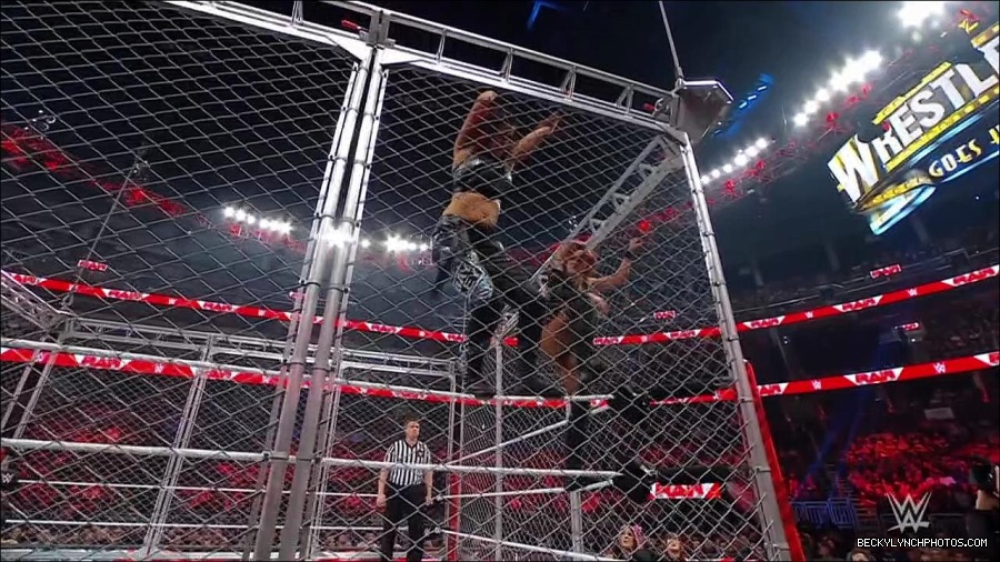 WWE_Monday_Night_RAW_2023_02_06_720p_HDTV_x264-Star_mp4_007408566.jpg