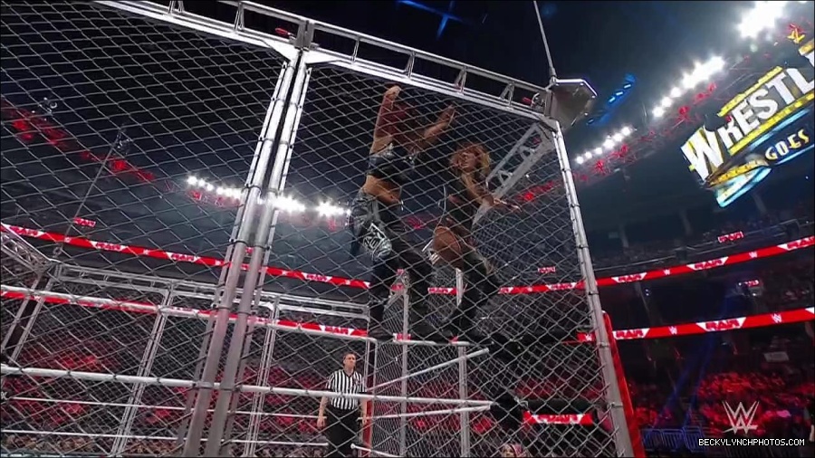 WWE_Monday_Night_RAW_2023_02_06_720p_HDTV_x264-Star_mp4_007409366.jpg