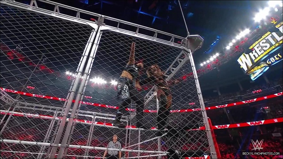 WWE_Monday_Night_RAW_2023_02_06_720p_HDTV_x264-Star_mp4_007411766.jpg