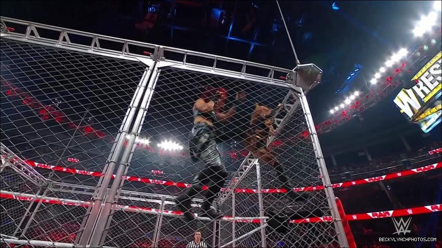 WWE_Monday_Night_RAW_2023_02_06_720p_HDTV_x264-Star_mp4_007416166.jpg