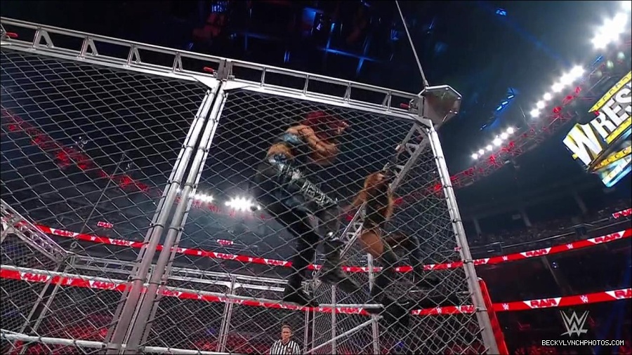 WWE_Monday_Night_RAW_2023_02_06_720p_HDTV_x264-Star_mp4_007416566.jpg