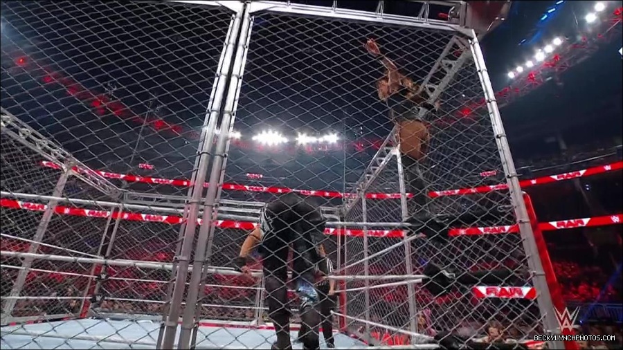 WWE_Monday_Night_RAW_2023_02_06_720p_HDTV_x264-Star_mp4_007422566.jpg