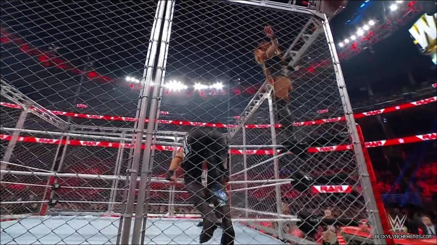 WWE_Monday_Night_RAW_2023_02_06_720p_HDTV_x264-Star_mp4_007422966.jpg