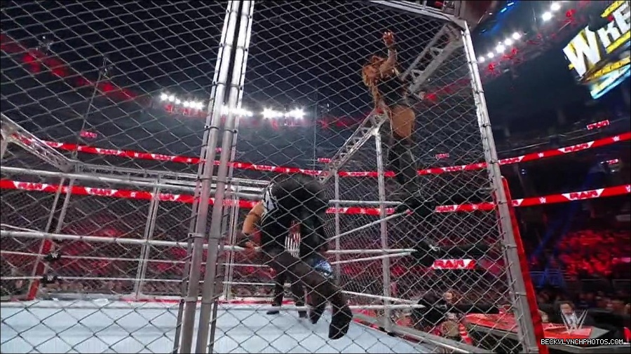 WWE_Monday_Night_RAW_2023_02_06_720p_HDTV_x264-Star_mp4_007423366.jpg