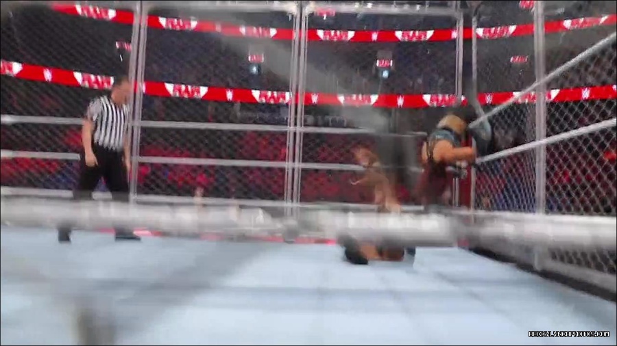 WWE_Monday_Night_RAW_2023_02_06_720p_HDTV_x264-Star_mp4_007424966.jpg