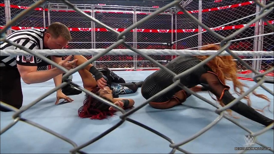 WWE_Monday_Night_RAW_2023_02_06_720p_HDTV_x264-Star_mp4_007434966.jpg