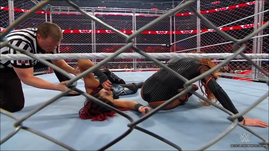 WWE_Monday_Night_RAW_2023_02_06_720p_HDTV_x264-Star_mp4_007435766.jpg