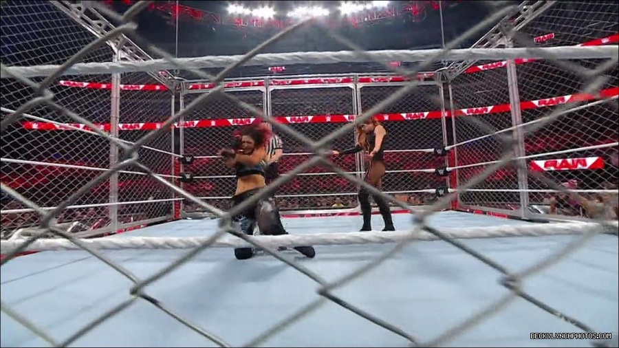 WWE_Monday_Night_RAW_2023_02_06_720p_HDTV_x264-Star_mp4_007453766.jpg