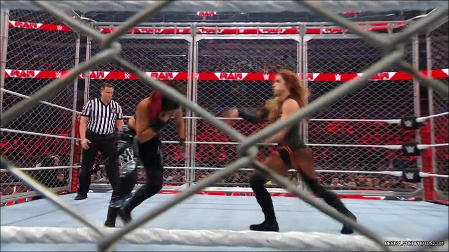 WWE_Monday_Night_RAW_2023_02_06_720p_HDTV_x264-Star_mp4_007455366.jpg