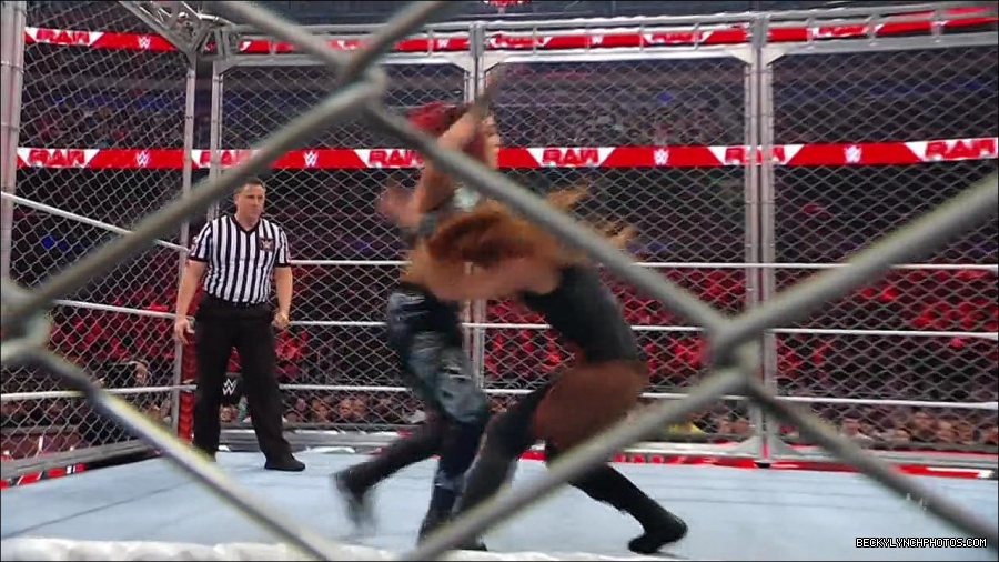WWE_Monday_Night_RAW_2023_02_06_720p_HDTV_x264-Star_mp4_007455766.jpg