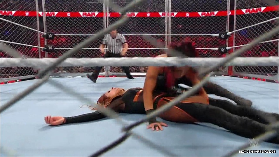 WWE_Monday_Night_RAW_2023_02_06_720p_HDTV_x264-Star_mp4_007460966.jpg