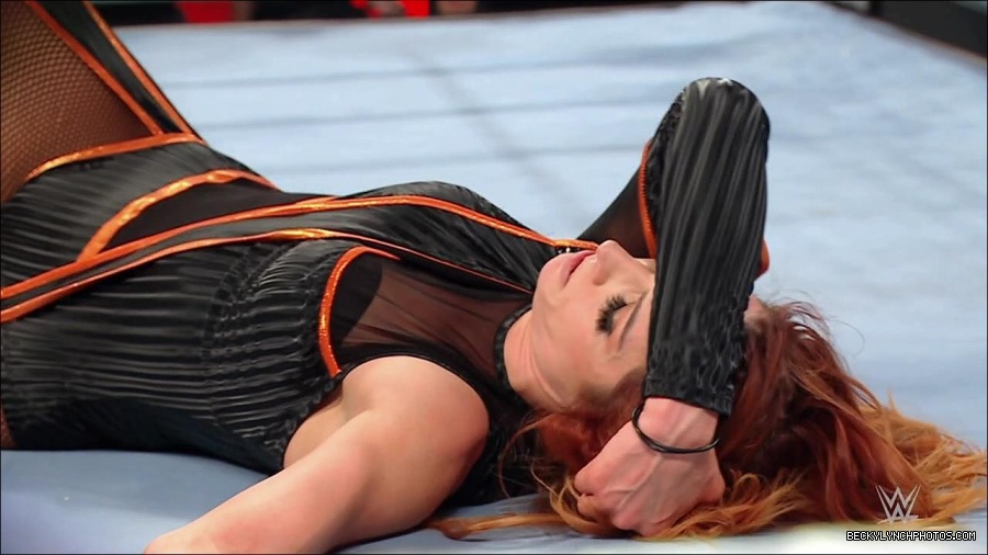 WWE_Monday_Night_RAW_2023_02_06_720p_HDTV_x264-Star_mp4_007471766.jpg