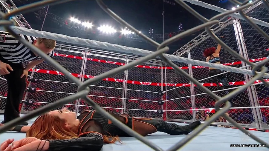 WWE_Monday_Night_RAW_2023_02_06_720p_HDTV_x264-Star_mp4_007485766.jpg