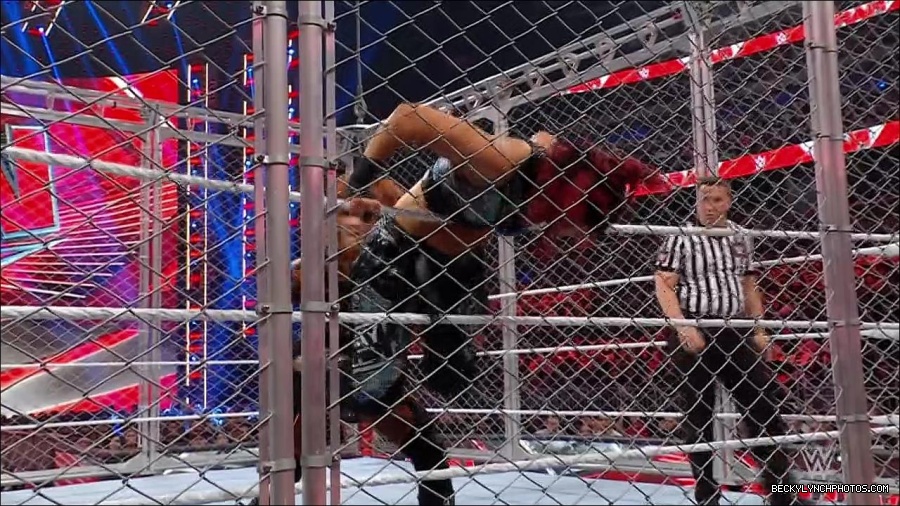 WWE_Monday_Night_RAW_2023_02_06_720p_HDTV_x264-Star_mp4_007497366.jpg
