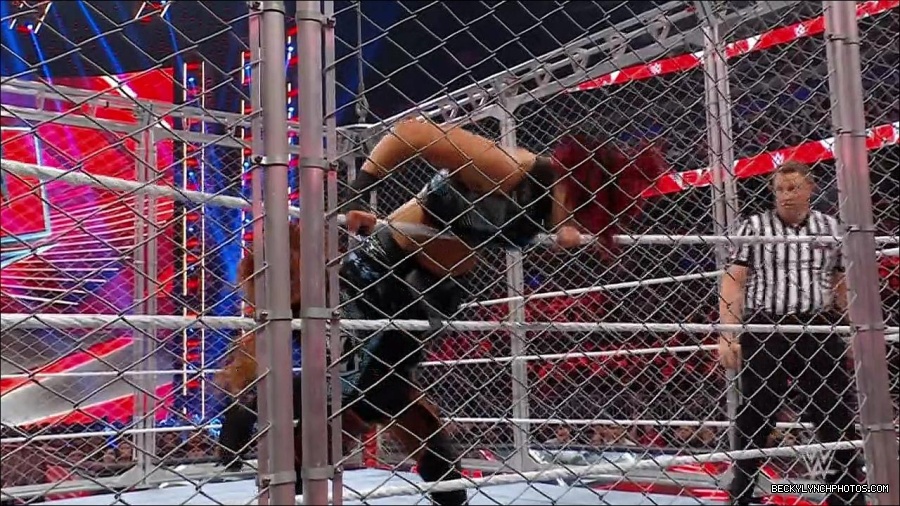 WWE_Monday_Night_RAW_2023_02_06_720p_HDTV_x264-Star_mp4_007497766.jpg