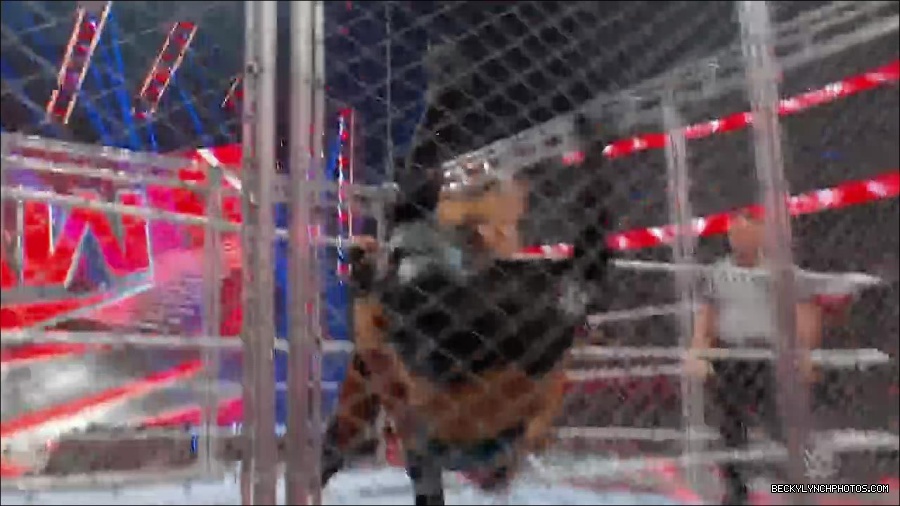 WWE_Monday_Night_RAW_2023_02_06_720p_HDTV_x264-Star_mp4_007500166.jpg