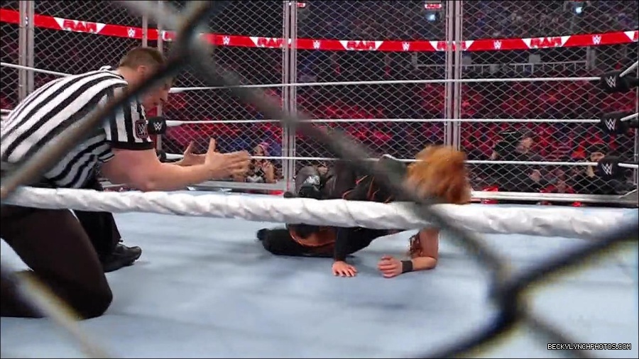 WWE_Monday_Night_RAW_2023_02_06_720p_HDTV_x264-Star_mp4_007516566.jpg