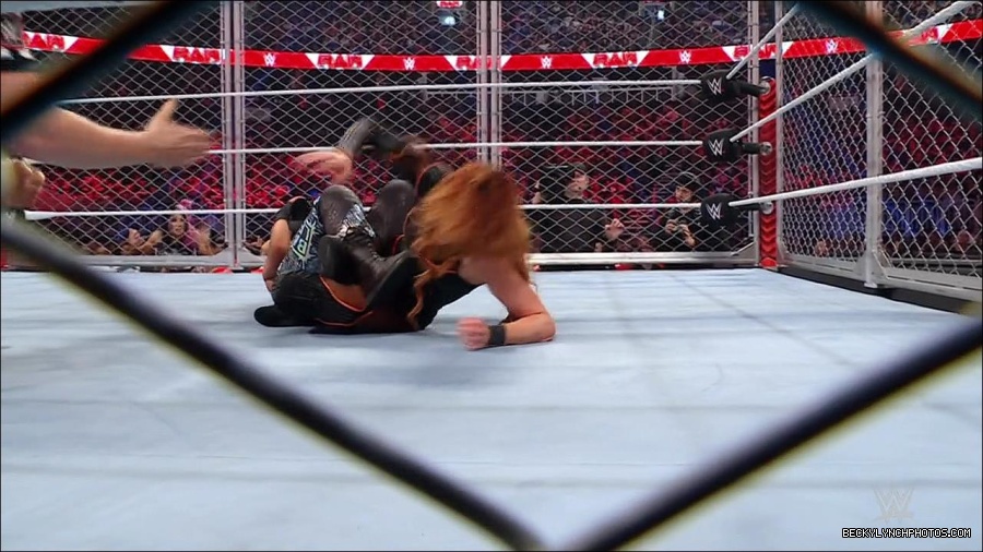 WWE_Monday_Night_RAW_2023_02_06_720p_HDTV_x264-Star_mp4_007520166.jpg