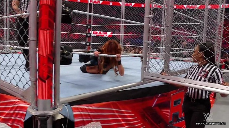 WWE_Monday_Night_RAW_2023_02_06_720p_HDTV_x264-Star_mp4_007527266.jpg