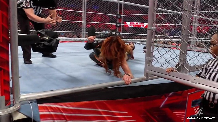 WWE_Monday_Night_RAW_2023_02_06_720p_HDTV_x264-Star_mp4_007528466.jpg