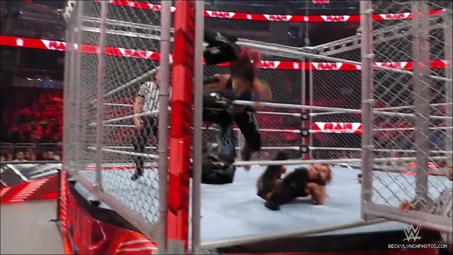 WWE_Monday_Night_RAW_2023_02_06_720p_HDTV_x264-Star_mp4_007538066.jpg